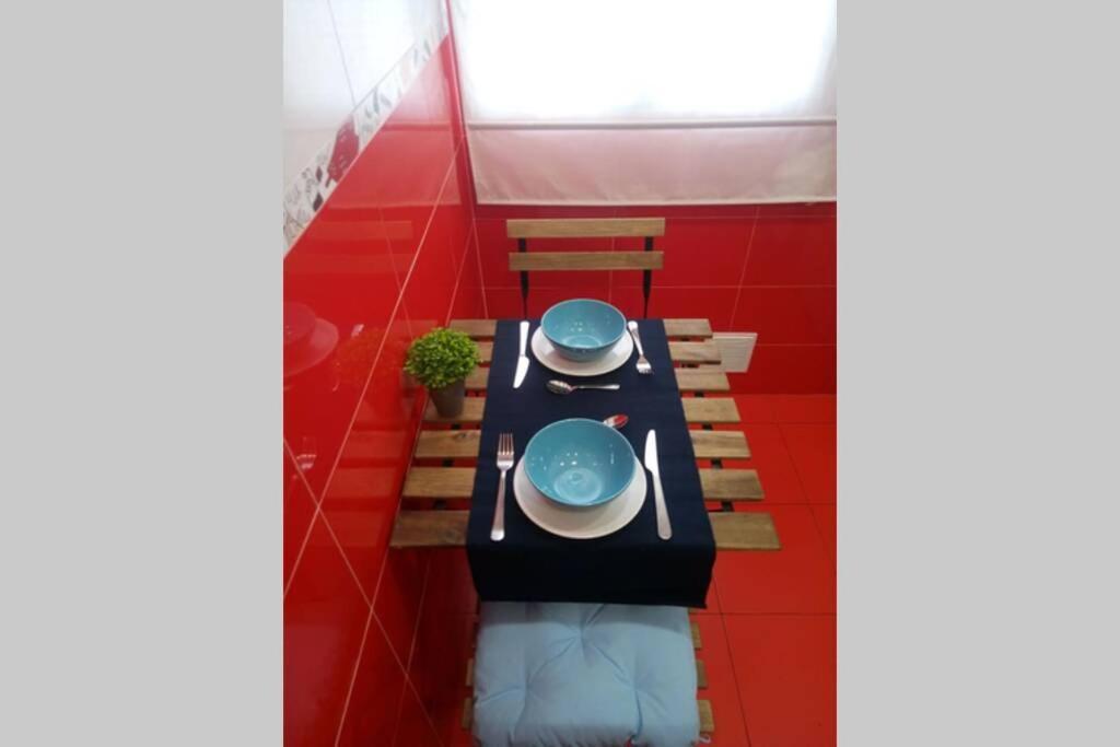 Piso A Una Parada De Atocha, Amplio Y Luminoso 马德里 外观 照片