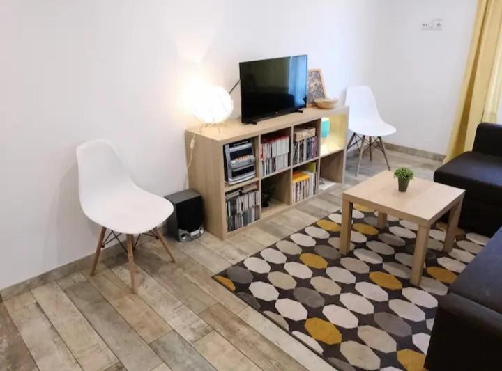 Piso A Una Parada De Atocha, Amplio Y Luminoso 马德里 外观 照片
