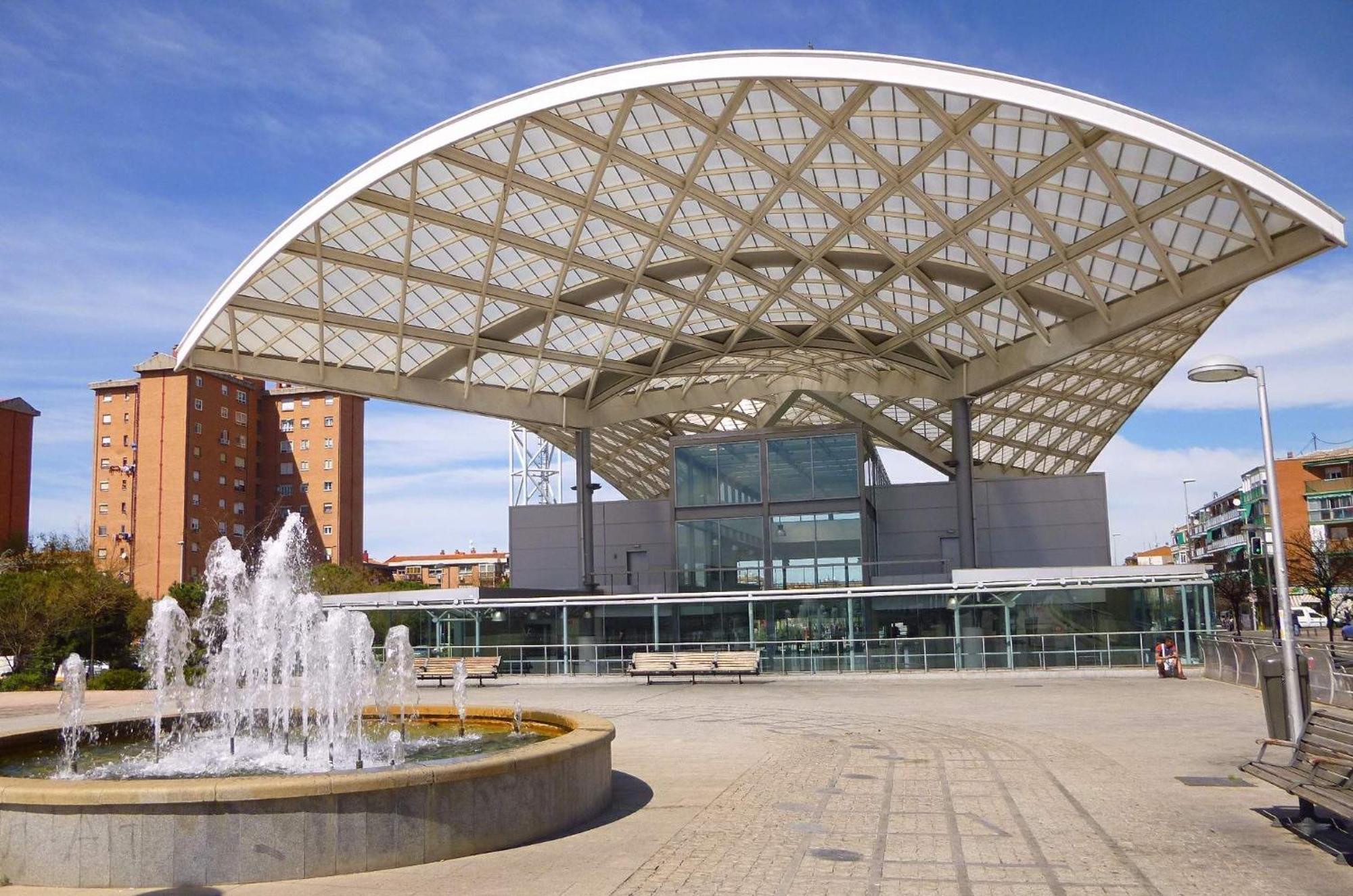 Piso A Una Parada De Atocha, Amplio Y Luminoso 马德里 外观 照片